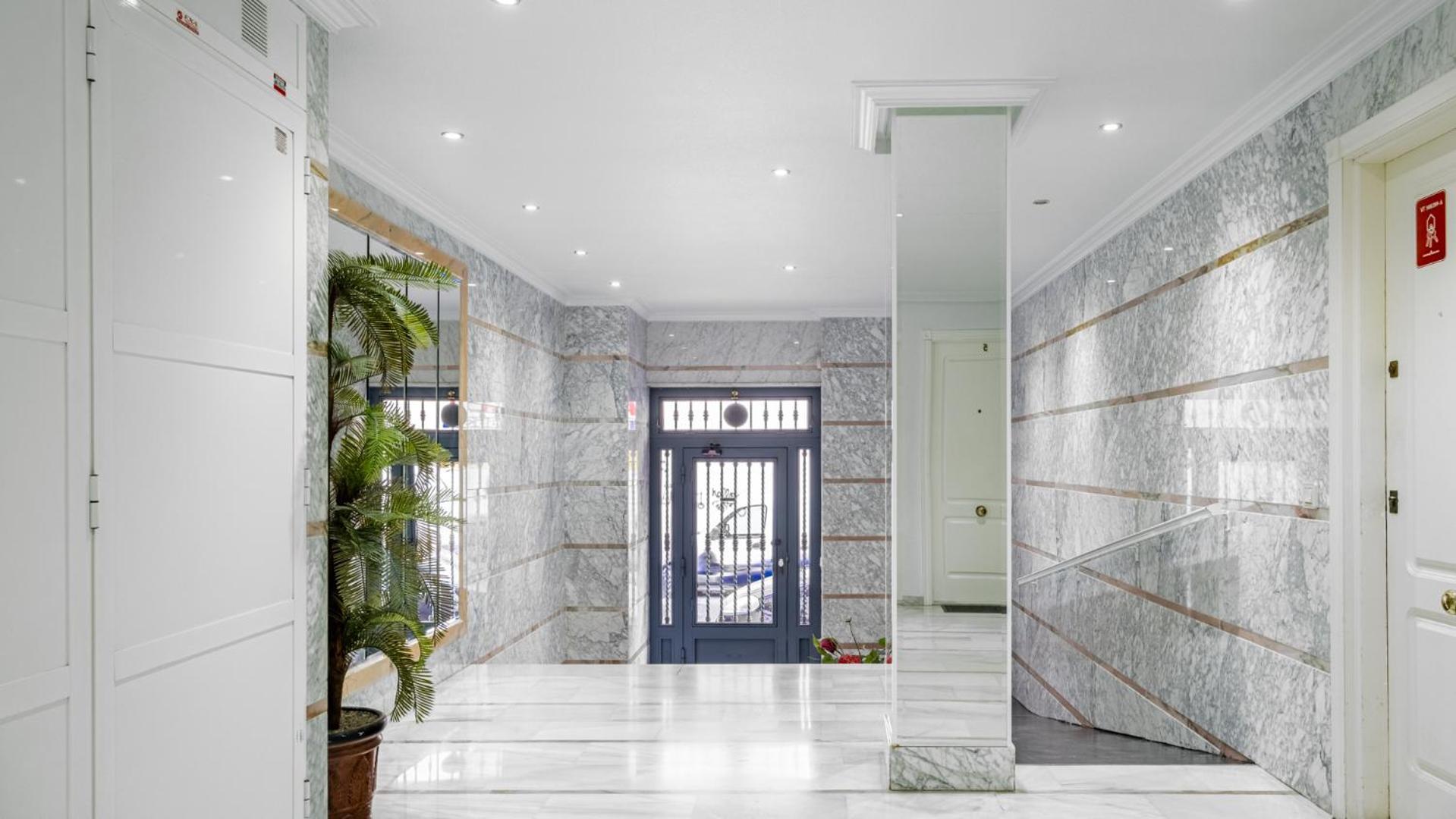Apartamento Centrico Con Garaje Torrevieja Exteriér fotografie